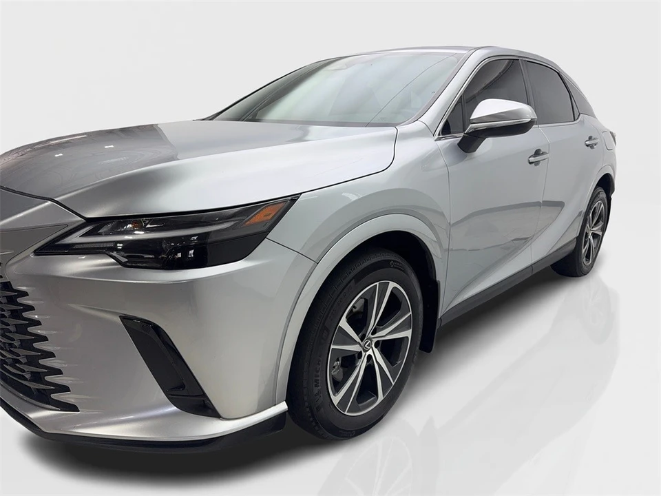 2023 Lexus RX 5th Gen - Image 11 of 21