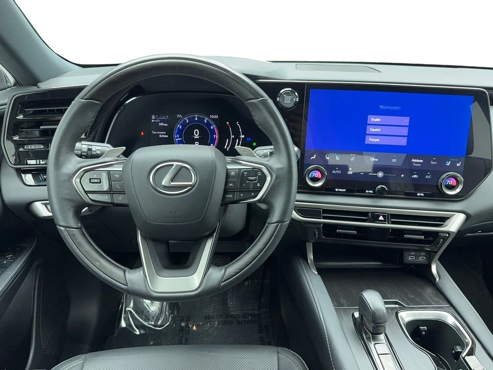 2023 Lexus RX 5th Gen - Image 17 of 21