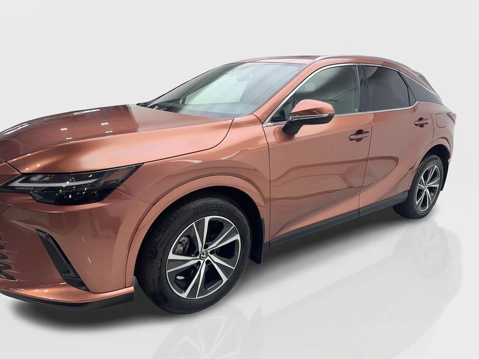 2023 Lexus RX 5th Gen - Image 11 of 12