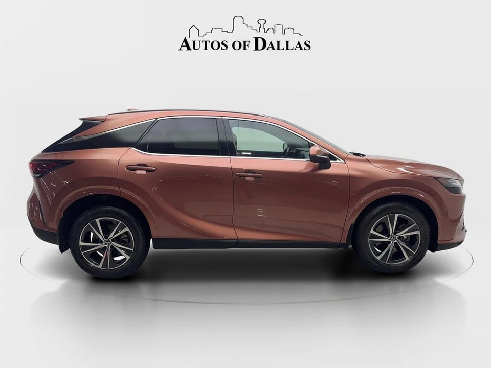 2023 Lexus RX 5th Gen - Image 5 of 12