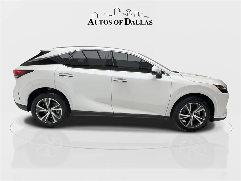 2023 Lexus RX 5th Gen - Image 7 of 12
