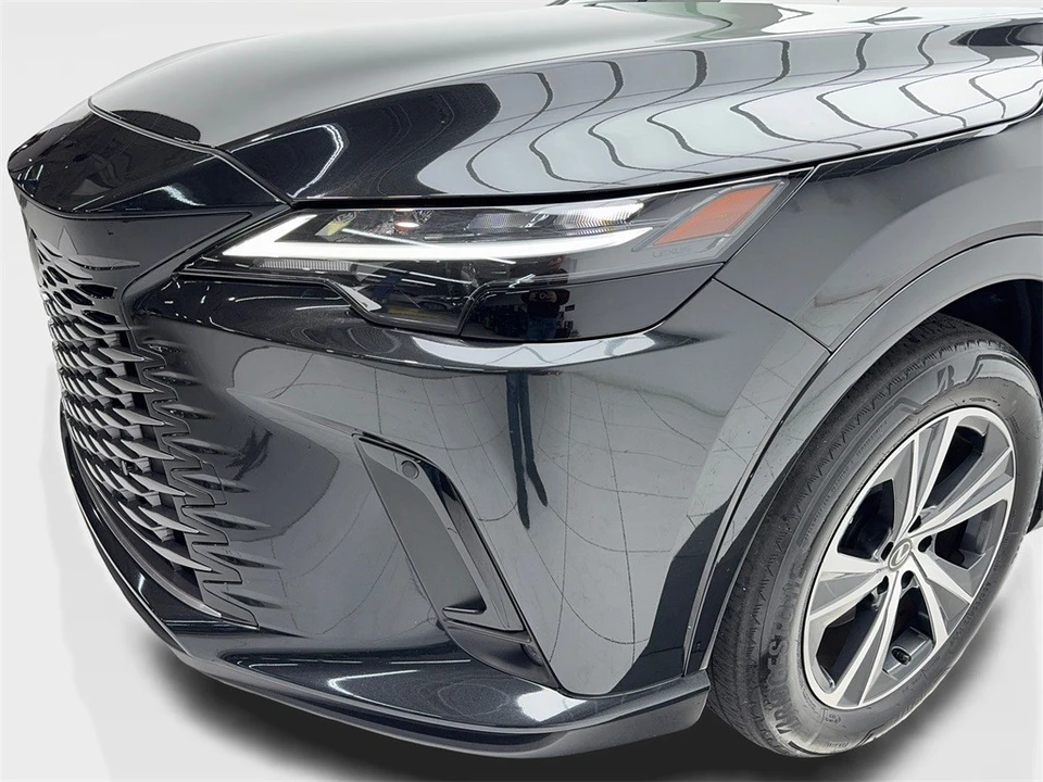 2023 Lexus RX 5th Gen - Image 5 of 12