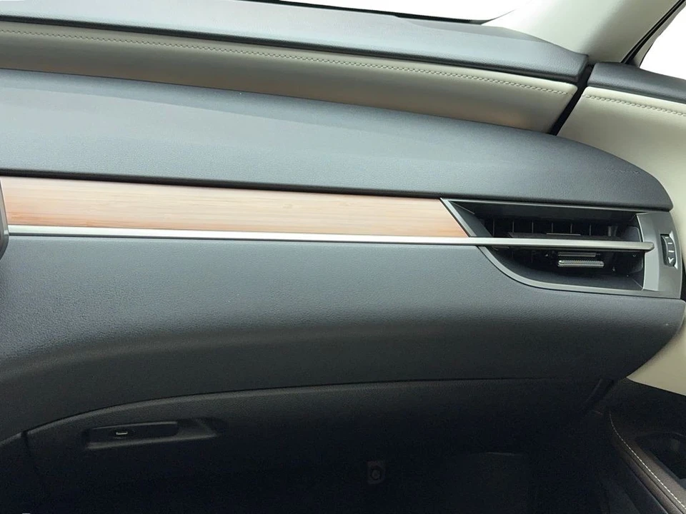 2023 Lexus RX 5th Gen - Image 20 of 21
