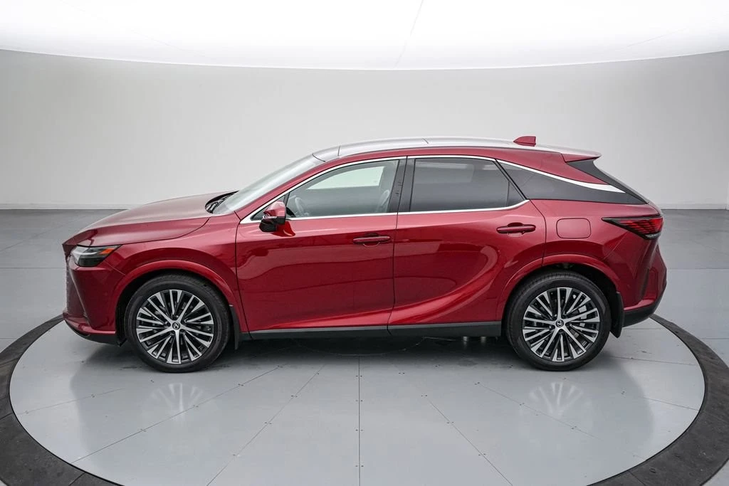 2023 Lexus RX 5th Gen - Image 8 of 21