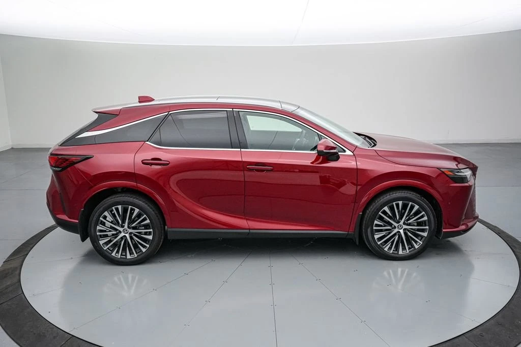 2023 Lexus RX 5th Gen - Image 4 of 21