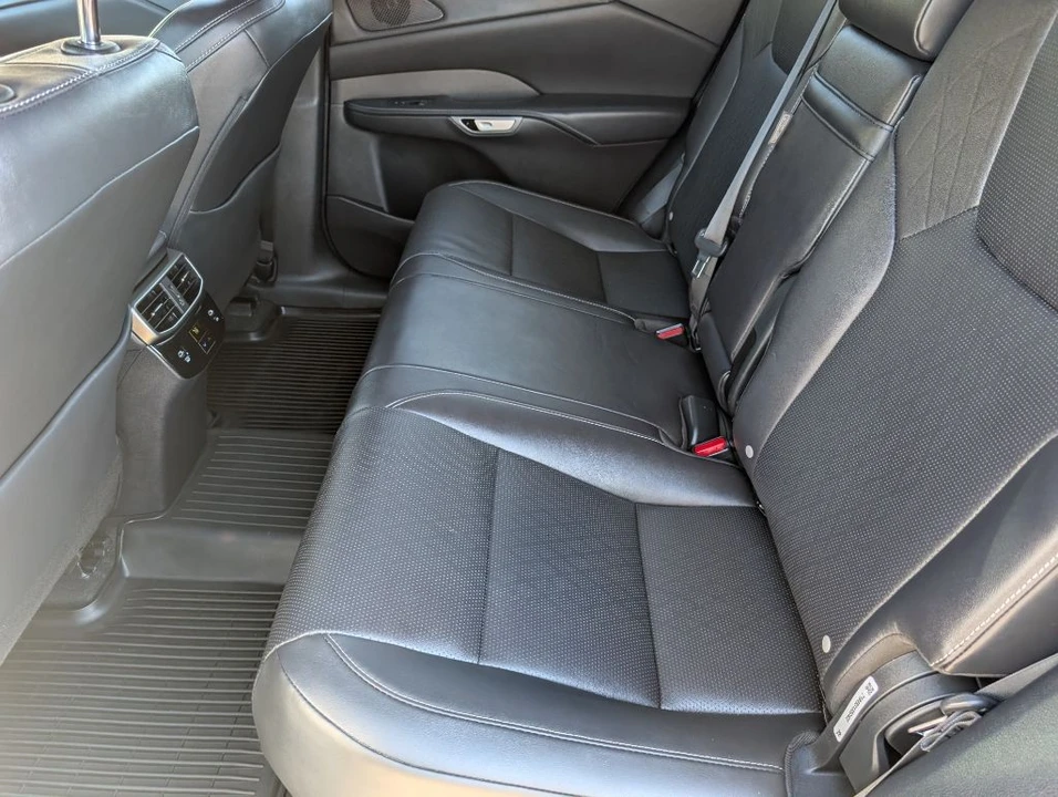 2023 Lexus RX 5th Gen - Image 10 of 21