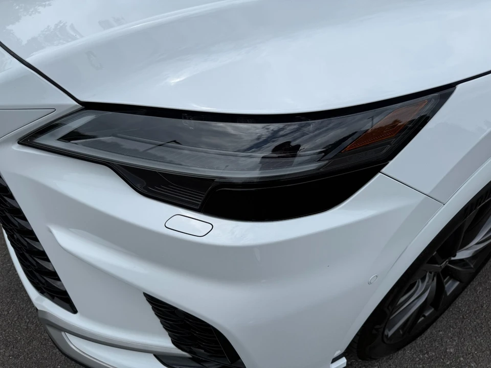 2023 Lexus RX 5th Gen - Image 11 of 31
