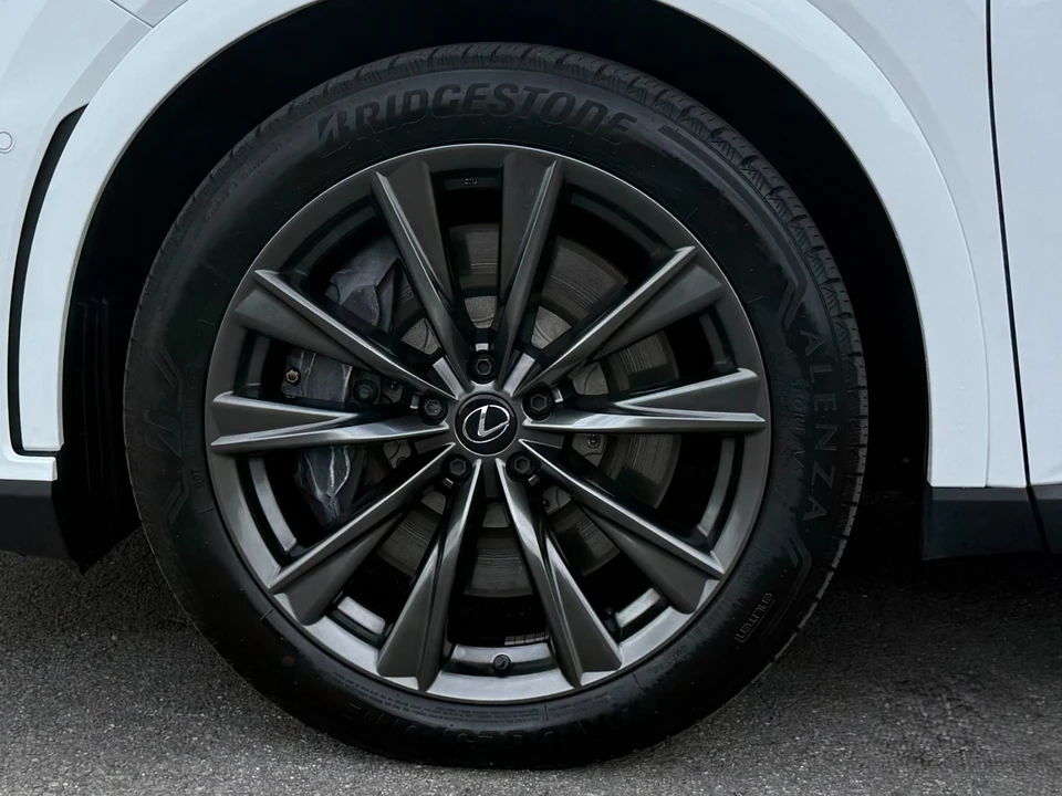 2023 Lexus RX 5th Gen - Image 12 of 31
