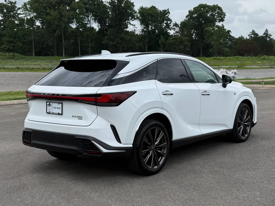2023 Lexus RX 5th Gen - Image 3 of 31