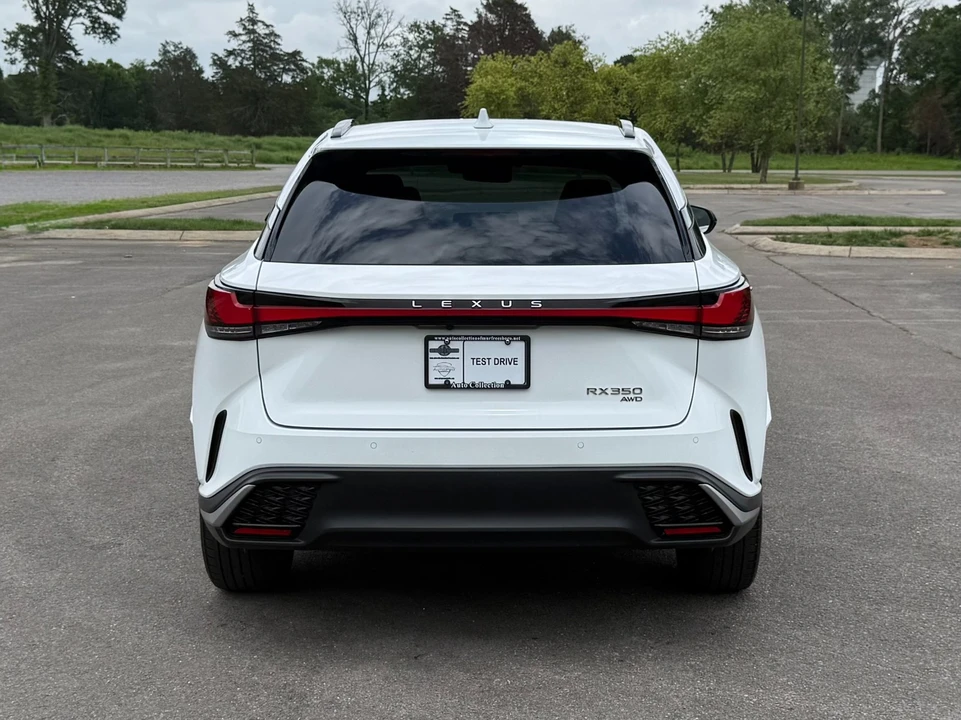2023 Lexus RX 5th Gen - Image 6 of 31