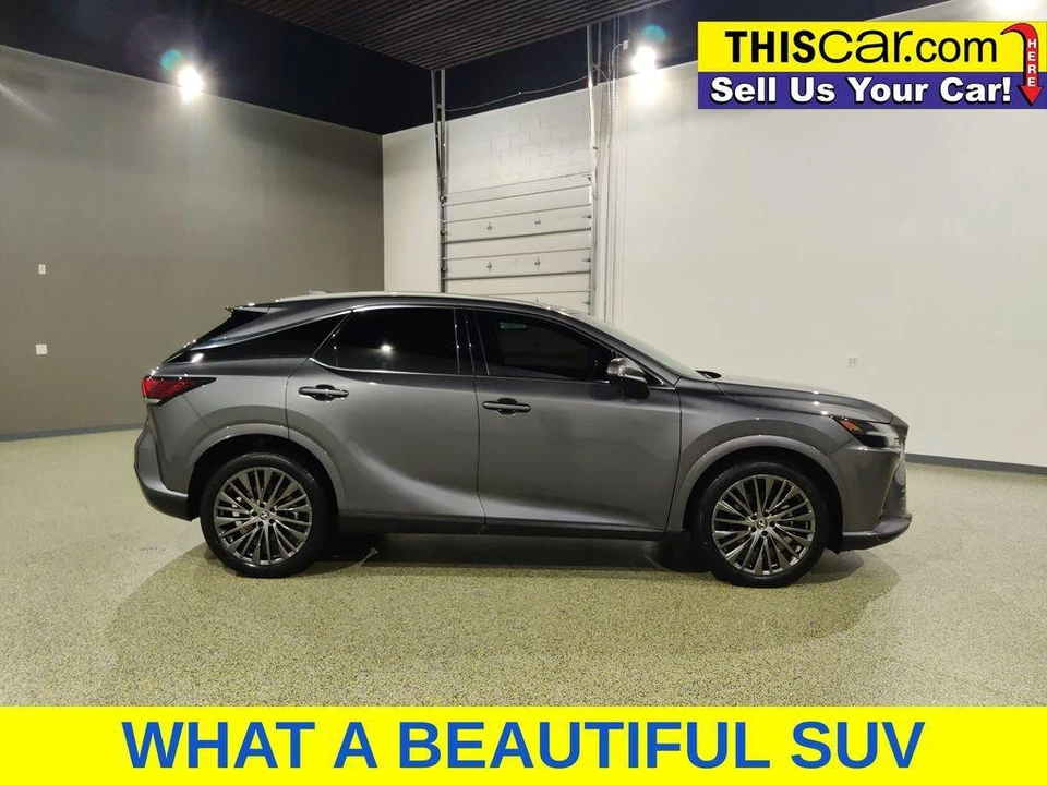 2023 Lexus RX 5th Gen - Image 11 of 26