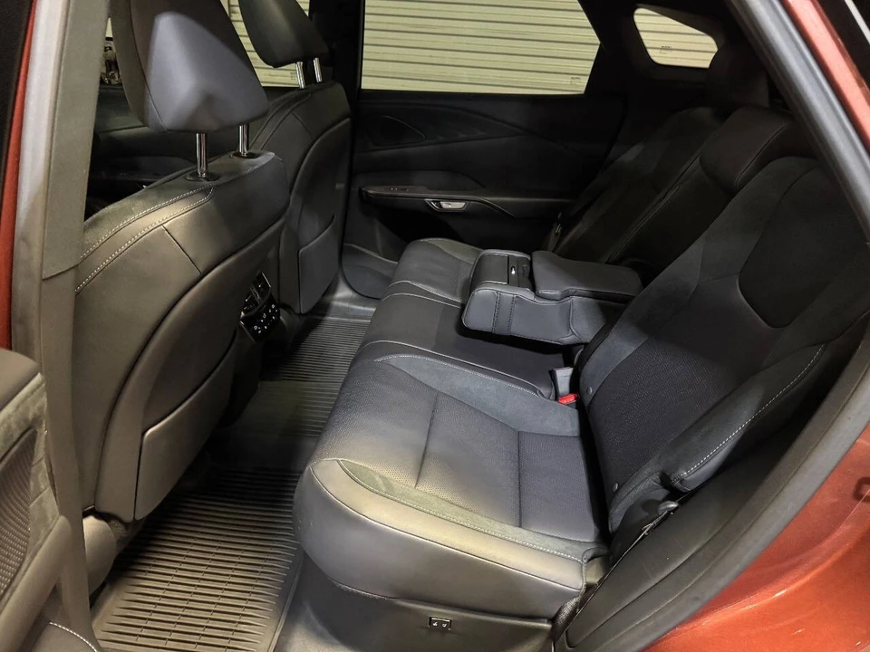 2023 Lexus RX 5th Gen - Image 7 of 12