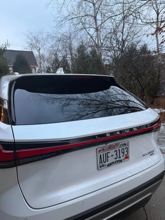2023 Lexus RX 5th Gen - Image 2 of 3