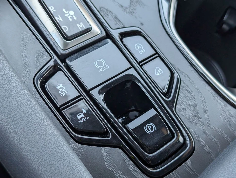 2023 Lexus RX 5th Gen - Image 23 of 27