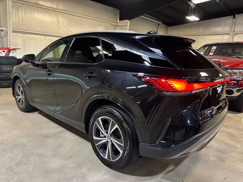 2023 Lexus RX 5th Gen - Image 2 of 12