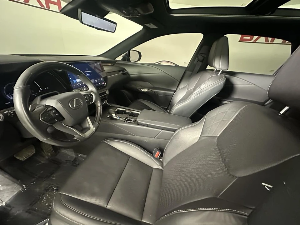2023 Lexus RX 5th Gen - Image 21 of 21
