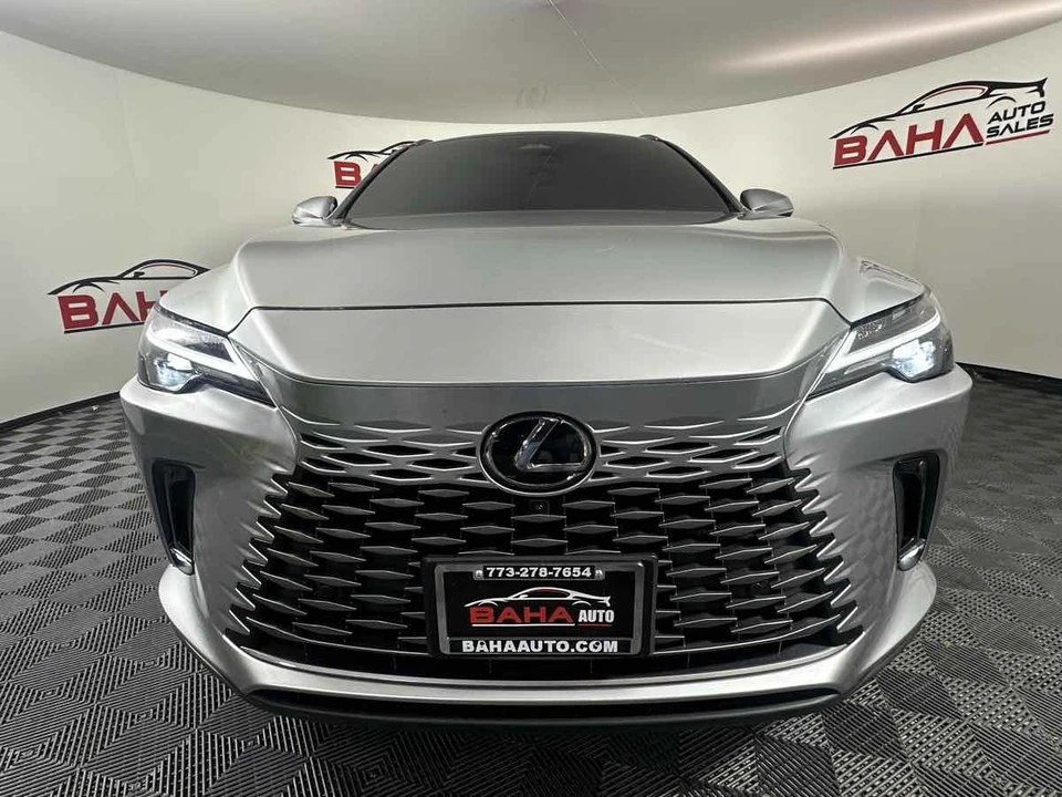 2023 Lexus RX 5th Gen - Image 14 of 21