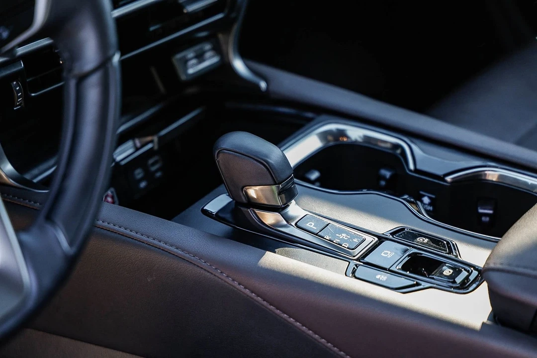 2023 Lexus RX 5th Gen - Image 20 of 21