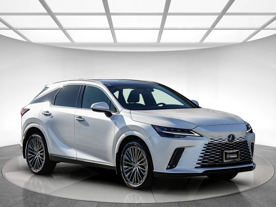 2023 Lexus RX 5th Gen - Image 5 of 21
