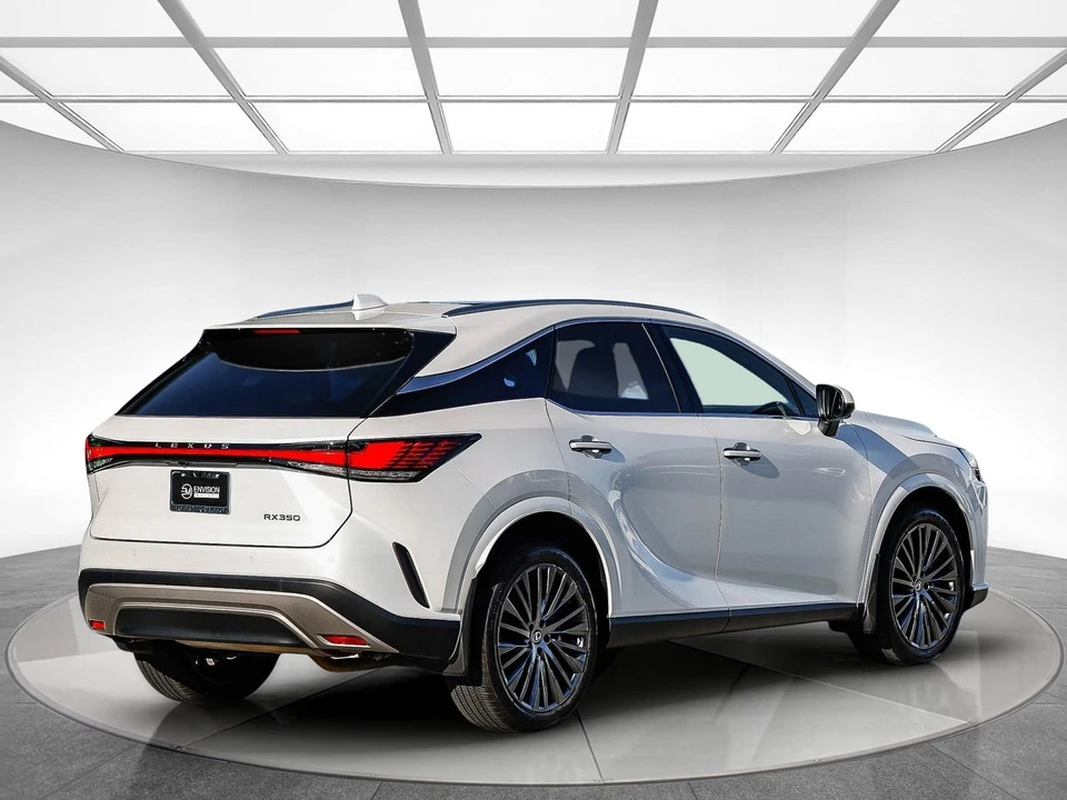 2023 Lexus RX 5th Gen - Image 4 of 21