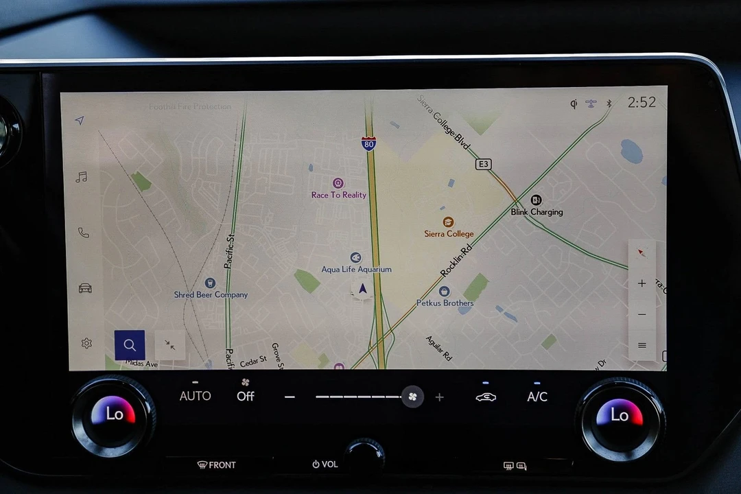 2023 Lexus RX 5th Gen - Image 12 of 21
