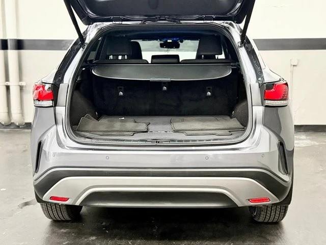2023 Lexus RX 5th Gen - Image 15 of 21