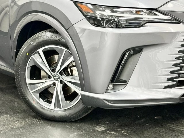 2023 Lexus RX 5th Gen - Image 4 of 21