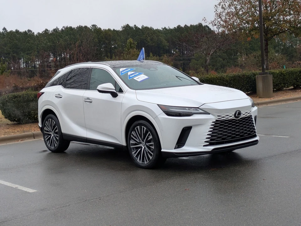 2023 Lexus RX 5th Gen - Image 2 of 12