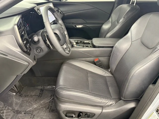 2023 Lexus RX 5th Gen - Image 17 of 21