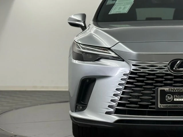 2023 Lexus RX 5th Gen - Image 4 of 21