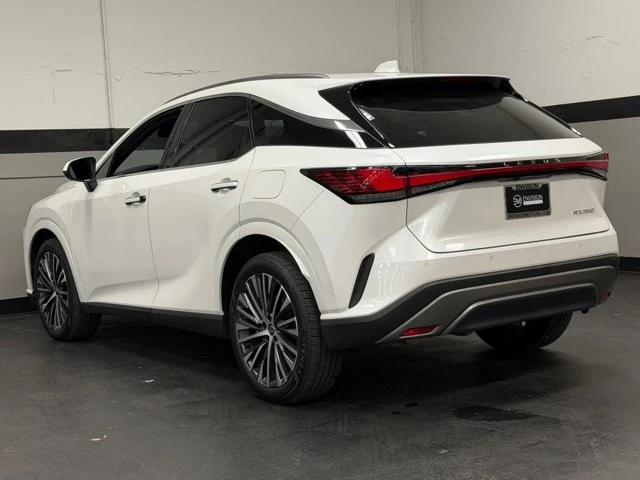 2023 Lexus RX 5th Gen - Image 10 of 21