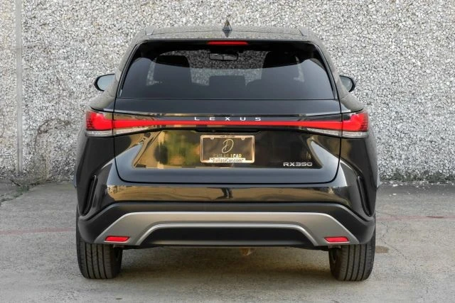 2023 Lexus RX 5th Gen - Image 10 of 21