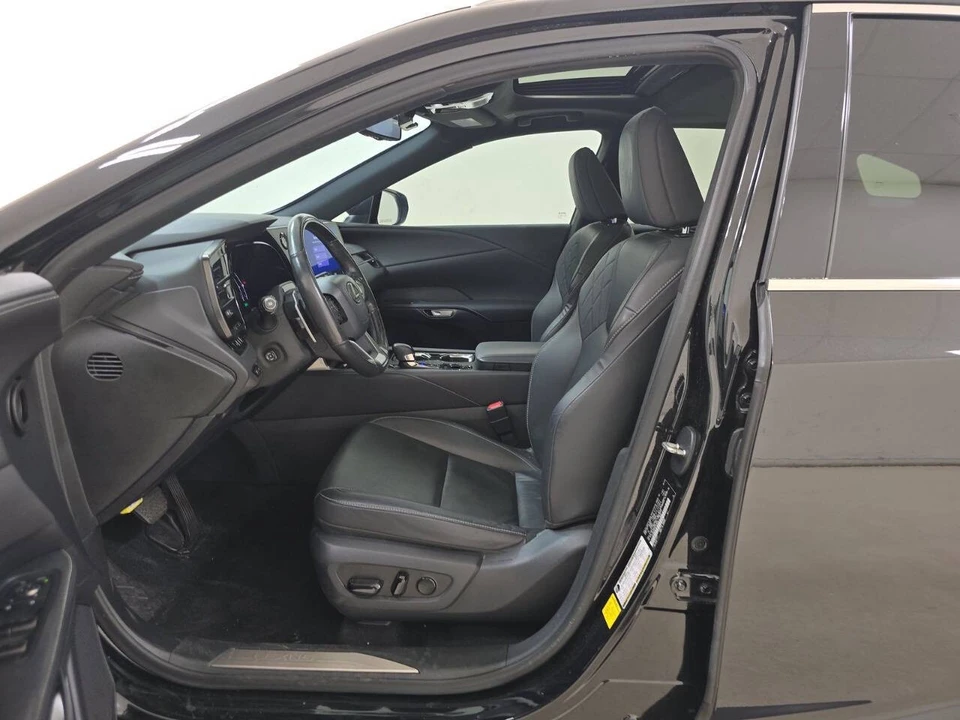 2023 Lexus RX 5th Gen - Image 3 of 12