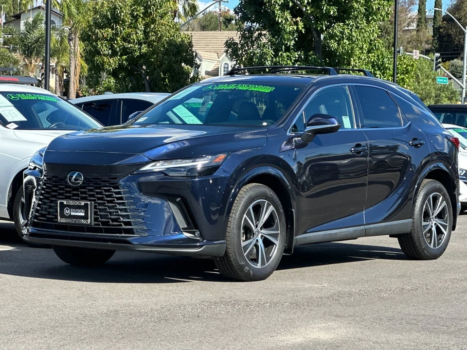 2023 Lexus RX 5th Gen - Image 7 of 12