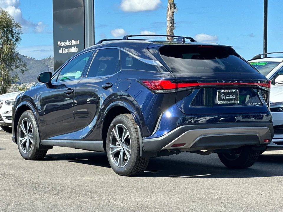 2023 Lexus RX 5th Gen - Image 5 of 12