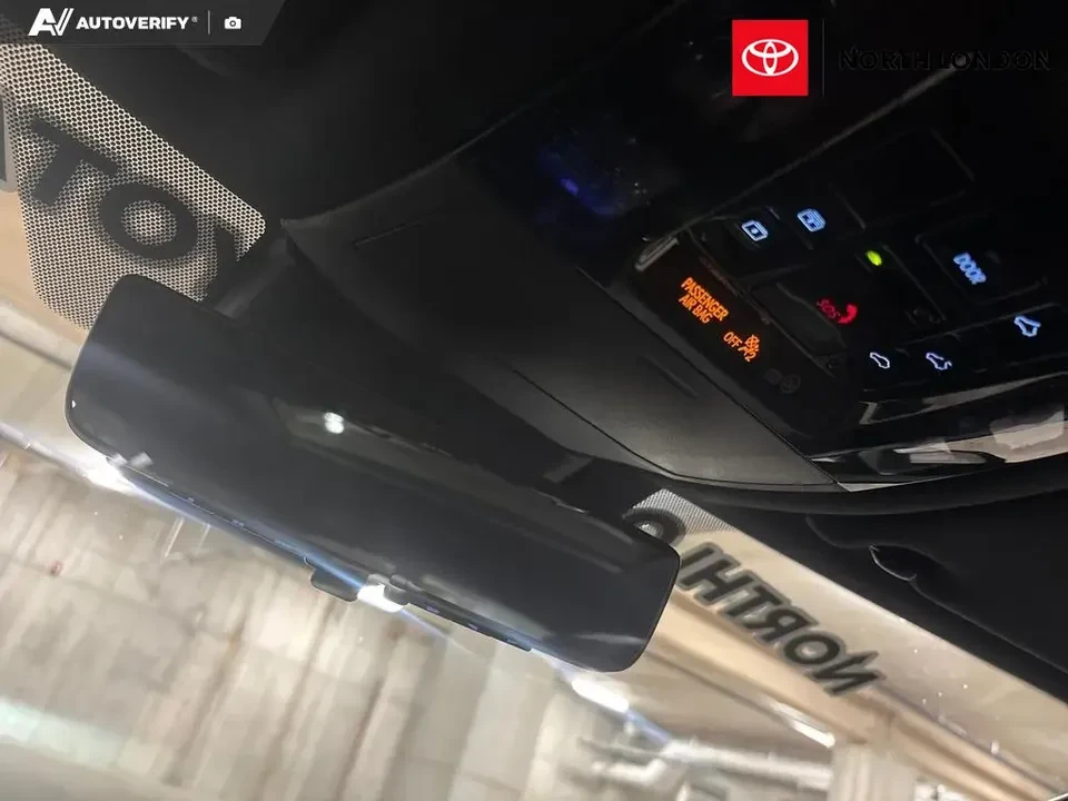 2023 Lexus RX 5th Gen - Image 13 of 20