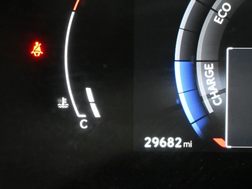 2023 Lexus RX 5th Gen - Image 16 of 21