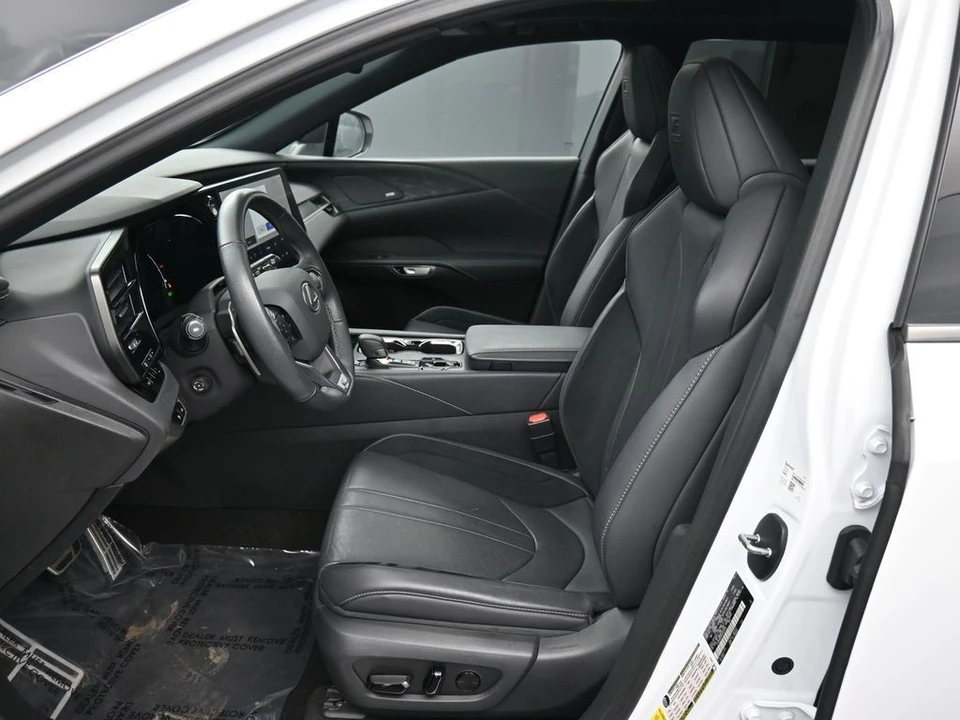 2023 Lexus RX 5th Gen - Image 20 of 21