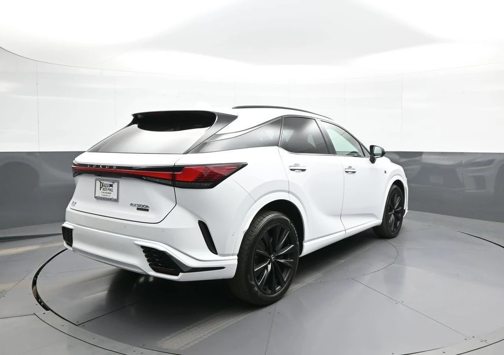 2023 Lexus RX 5th Gen - Image 6 of 21
