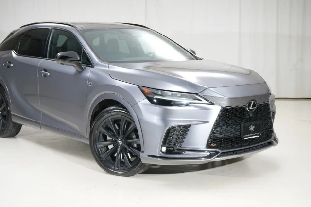 2023 Lexus RX 5th Gen - Image 15 of 21