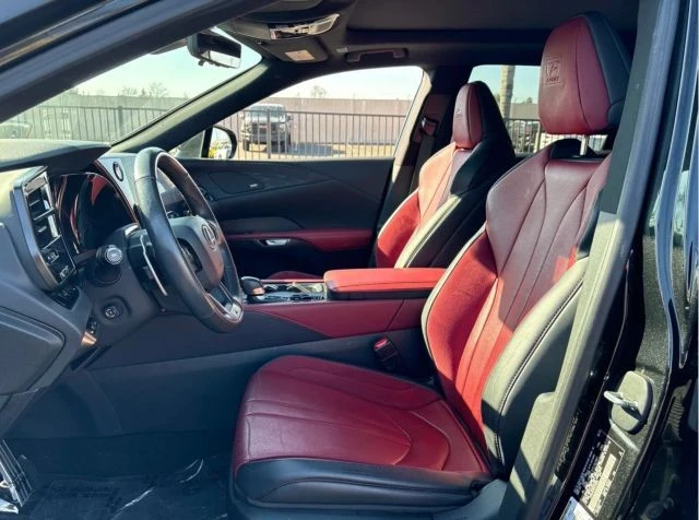 2023 Lexus RX 5th Gen - Image 6 of 7