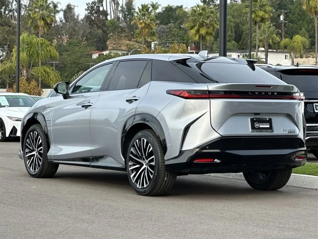 2023 Lexus - Image 5 of 12