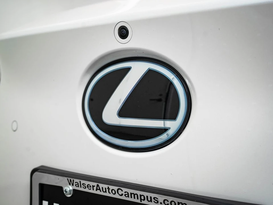 2023 Lexus - Image 3 of 21