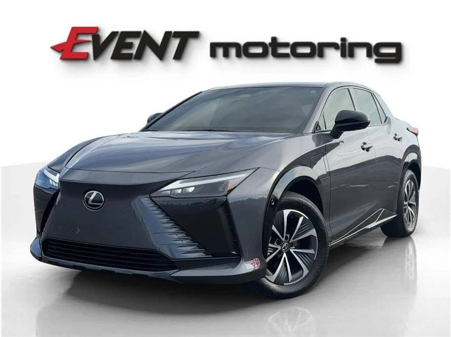 2023 Lexus - Image 9 of 30