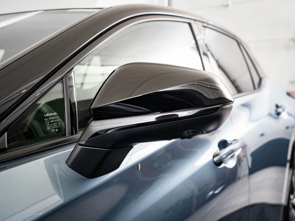 2023 Lexus - Image 14 of 21