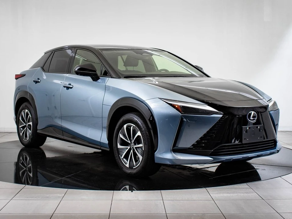 2023 Lexus - Image 5 of 21