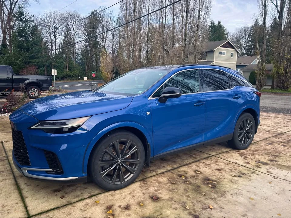 2023 Lexus RX 5th Gen - Image 2 of 10