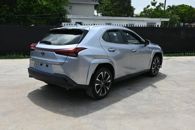 2023 Lexus NX - Image 5 of 18