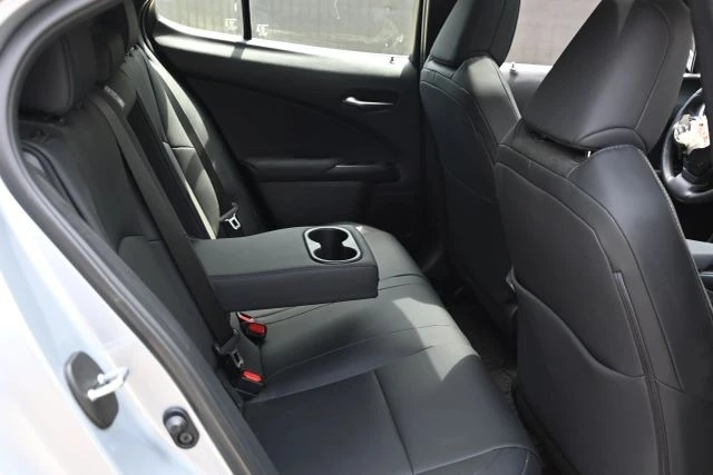 2023 Lexus NX - Image 16 of 18