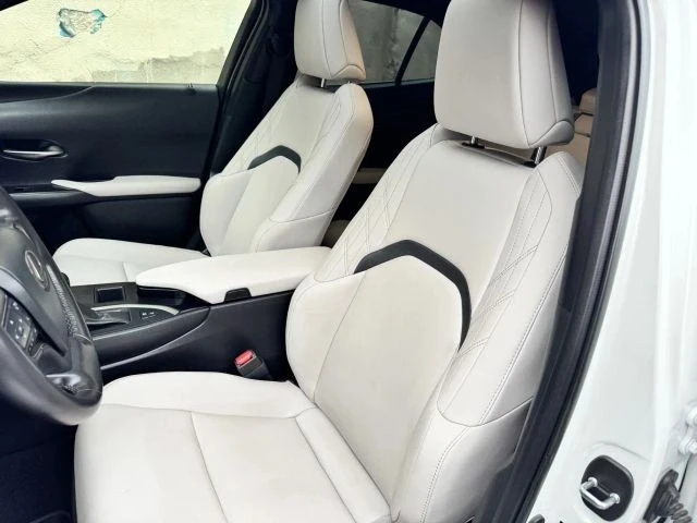 2023 Lexus - Image 15 of 21